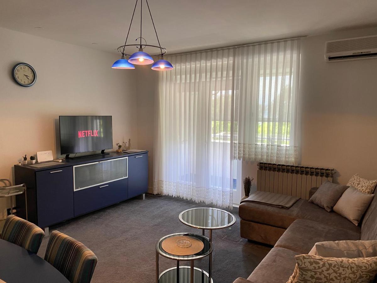 Apartman Njivice Kültér fotó