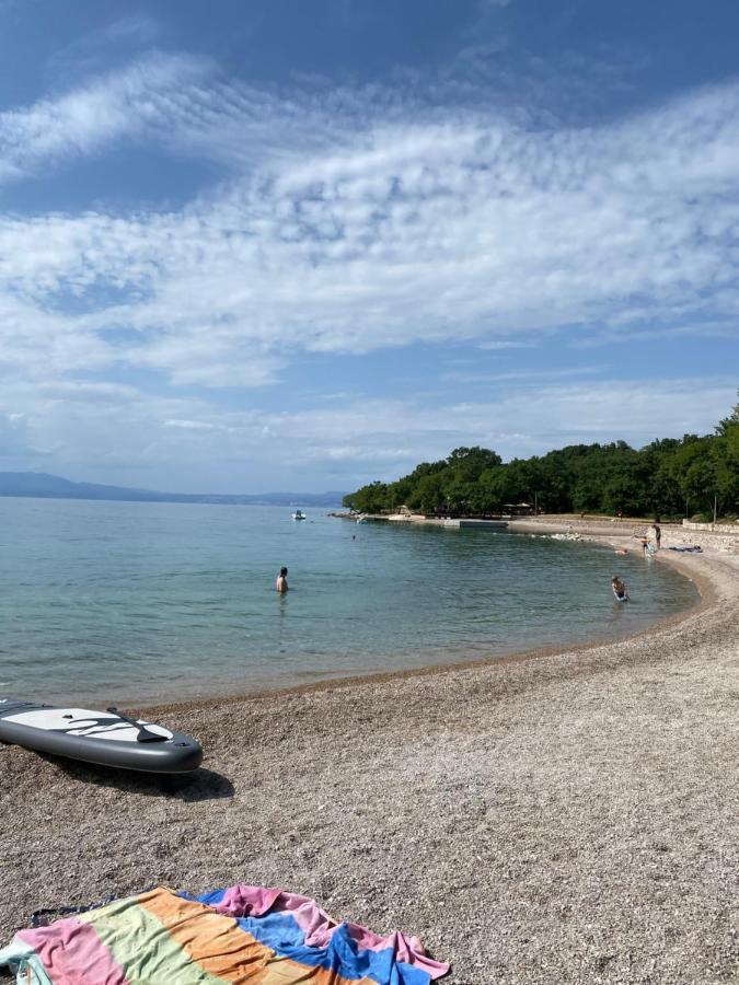Apartman Njivice Kültér fotó